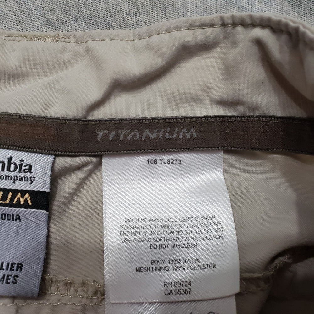 Columbia Titanium Convertible Pants Womens Medium Tan Cargo Pockets - Picture 5 of 11